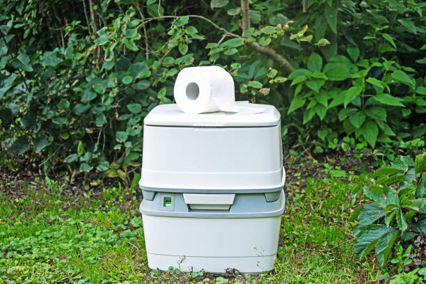 Portable Toilet Options We Offer in Lockwood, MO